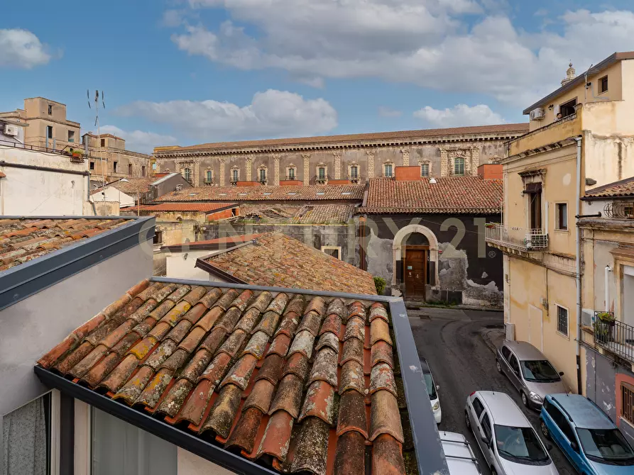 Immagine 55 di Casa bifamiliare in vendita  in Via della Palma a Catania
