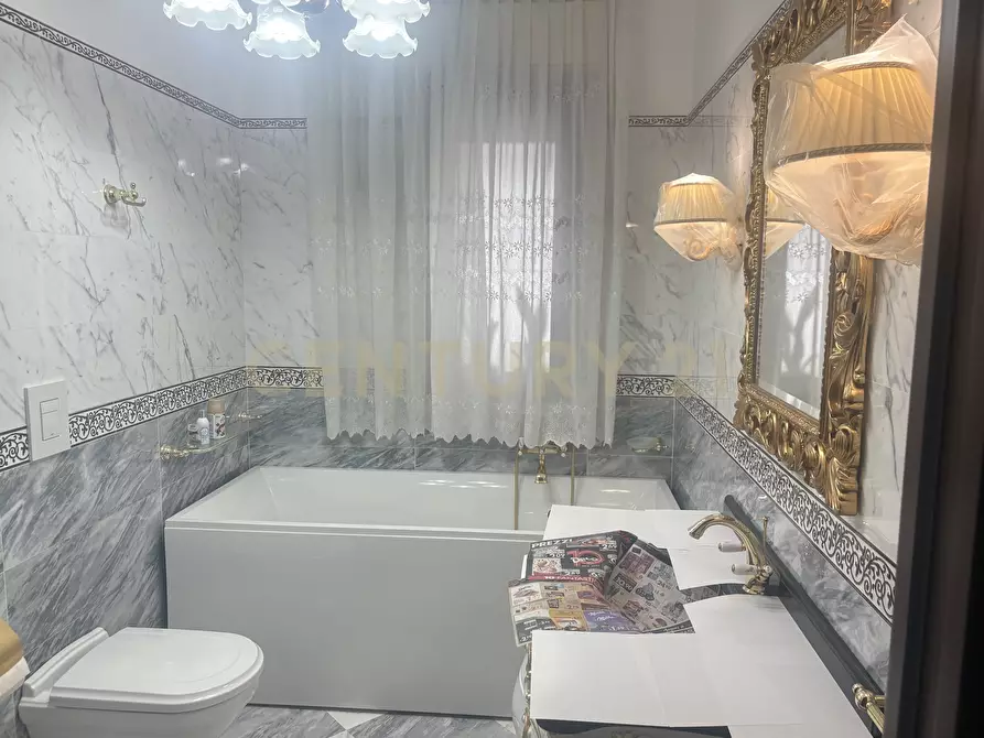 Immagine 18 di Appartamento in vendita  in Via Finocchiari 143 a Aci Catena