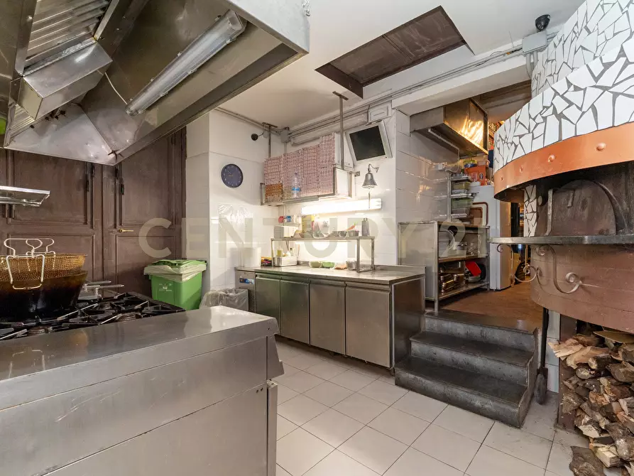 Immagine 45 di Pizzeria / Pub in vendita  in Via Plebiscito 179 a Catania