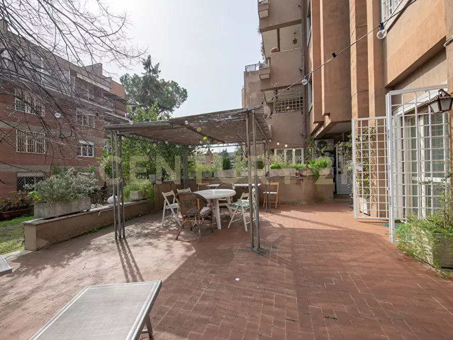 Immagine 33 di Trilocale in vendita  in Via Giuseppe Mussi 5 a Roma