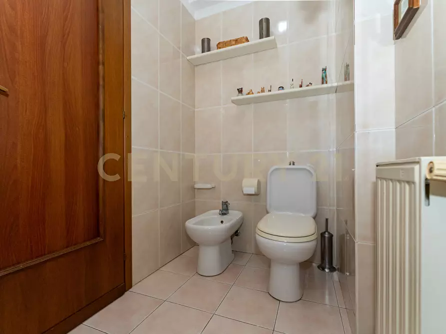 Immagine 47 di Quadrilocale in vendita  in Viale Giuseppe Lainò 7 a Catania