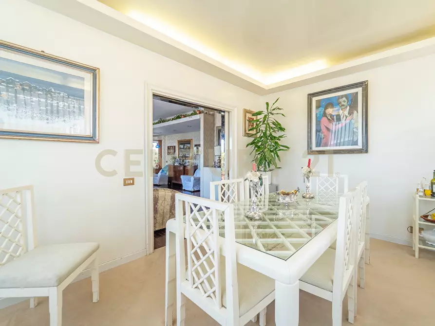 Immagine 4 di Attico in vendita  in Viale Cortina d'Ampezzo 199 a Roma