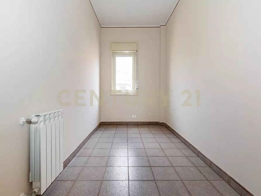 Immagine 26 di Pentalocale in vendita  in Via Casale dei Greci 34 a Adrano