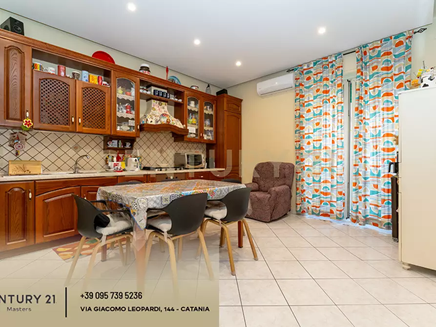 Immagine 16 di Appartamento in vendita  in Viale Mario Rapisardi 456 a Catania