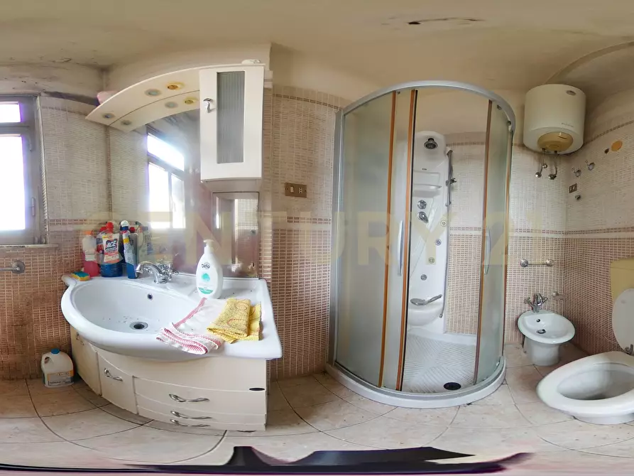 Immagine 59 di Pentalocale in vendita  in Via Edmondo de Amicis 62 a Catania