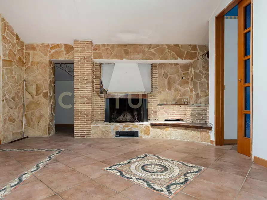 Immagine 43 di Quadrilocale in vendita  in Via Macello 86 a San Giovanni La Punta