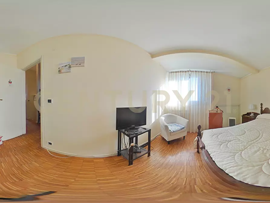 Immagine 111 di Casa semindipendente in vendita  in Via G. Leopardi 1 a Sant'agata Li Battiati