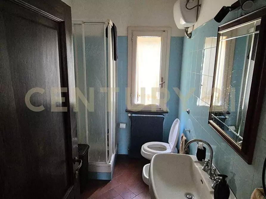 Immagine 13 di Quadrilocale in vendita  in via dei mille 38 a Magliano In Toscana