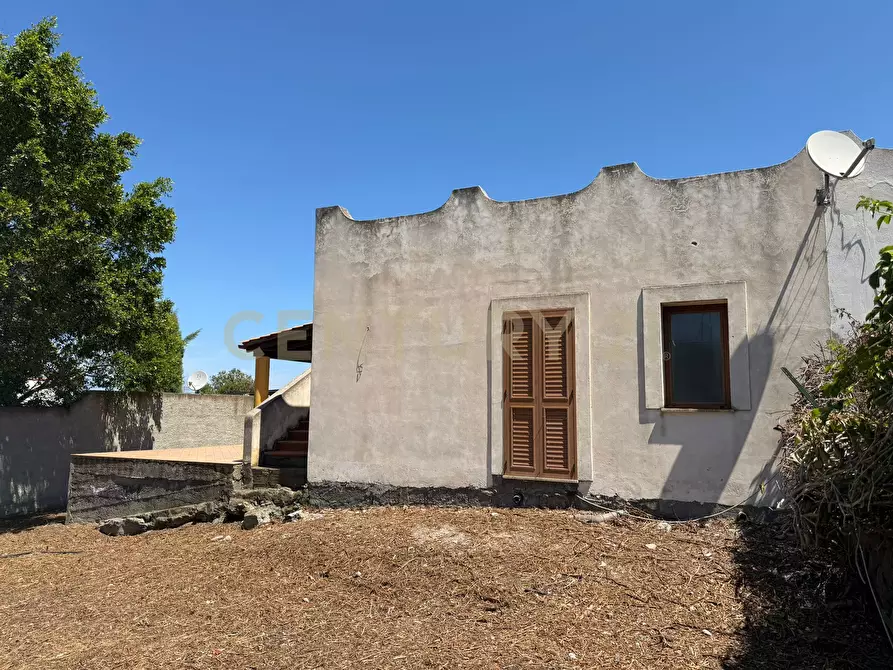 Immagine 21 di Casa semindipendente in vendita  in Via Minichella snc a Lipari