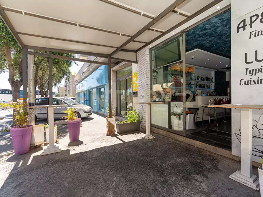 Immagine 11 di Pizzeria / Pub in vendita  in Via Zolfatai 9 a Catania