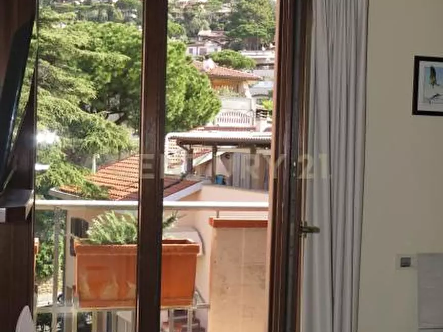 Immagine 55 di Palazzo in vendita  in Via Cavour 2 a Castiglione Della Pescaia