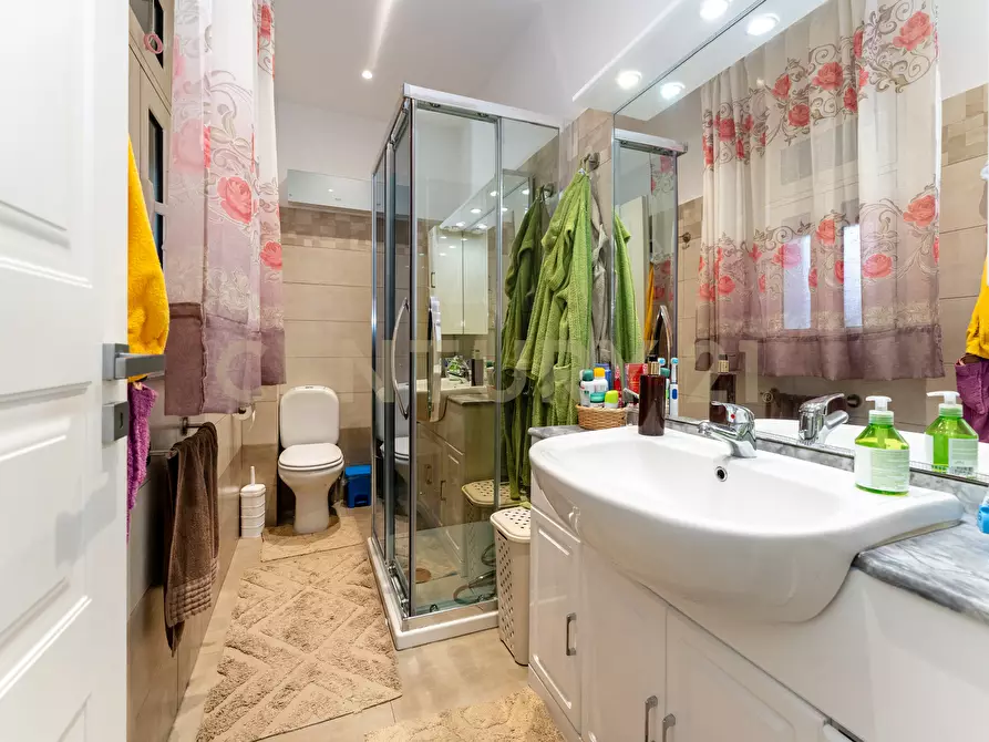 Immagine 25 di Attico in vendita  in Via Macello 13/A a Catania