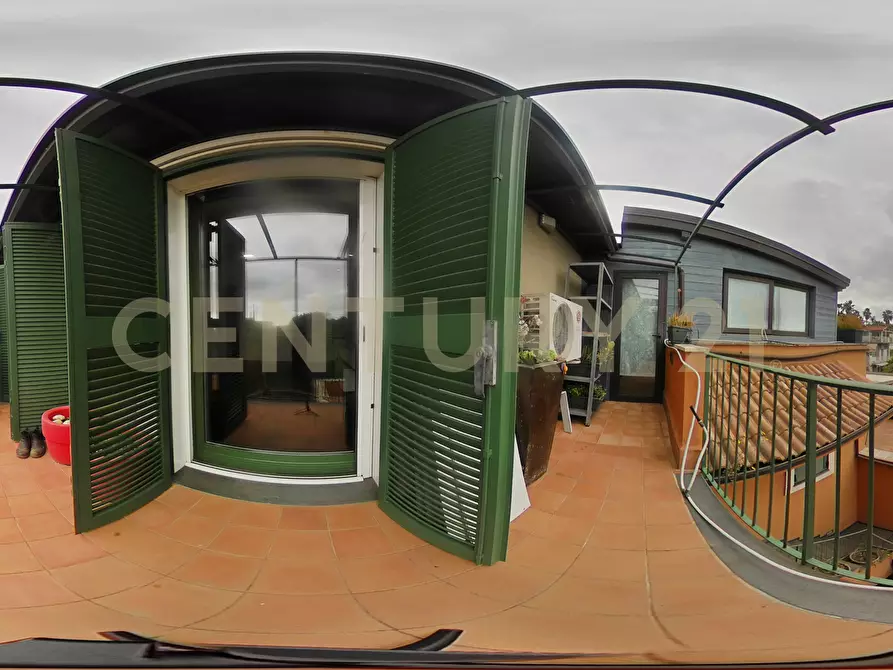 Immagine 65 di Attico in vendita  in Via Maria Gianni 85 a Catania