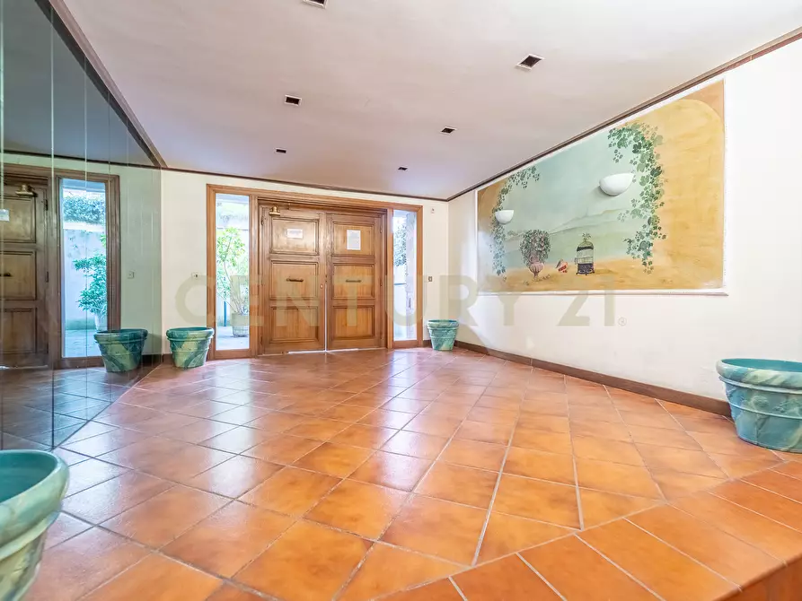 Immagine 86 di Attico in vendita  in Viale Cortina d'Ampezzo 199 a Roma