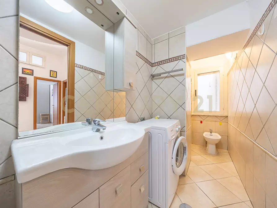 Immagine 18 di Trilocale in vendita  in Piazza Pia 10 a Anzio