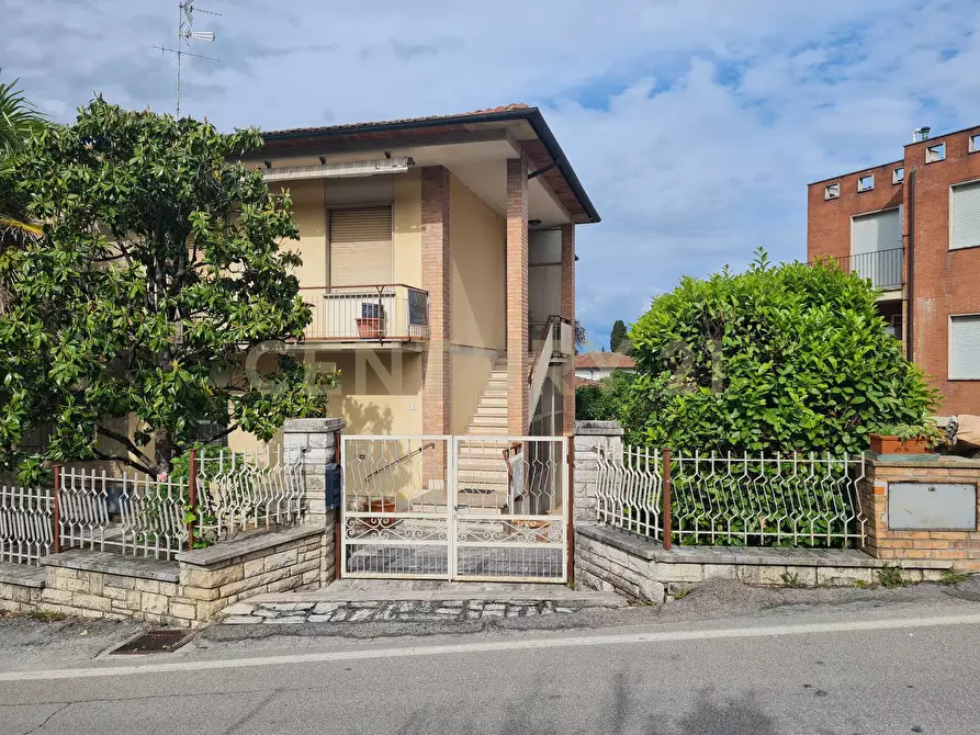 Immagine 1 di Casa indipendente in vendita  a Sinalunga