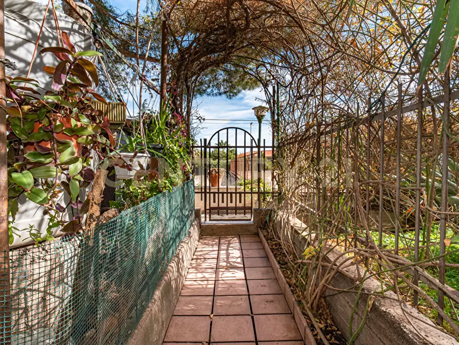 Immagine 22 di Pentalocale in vendita  in Via Pulei 49A a Mascalucia