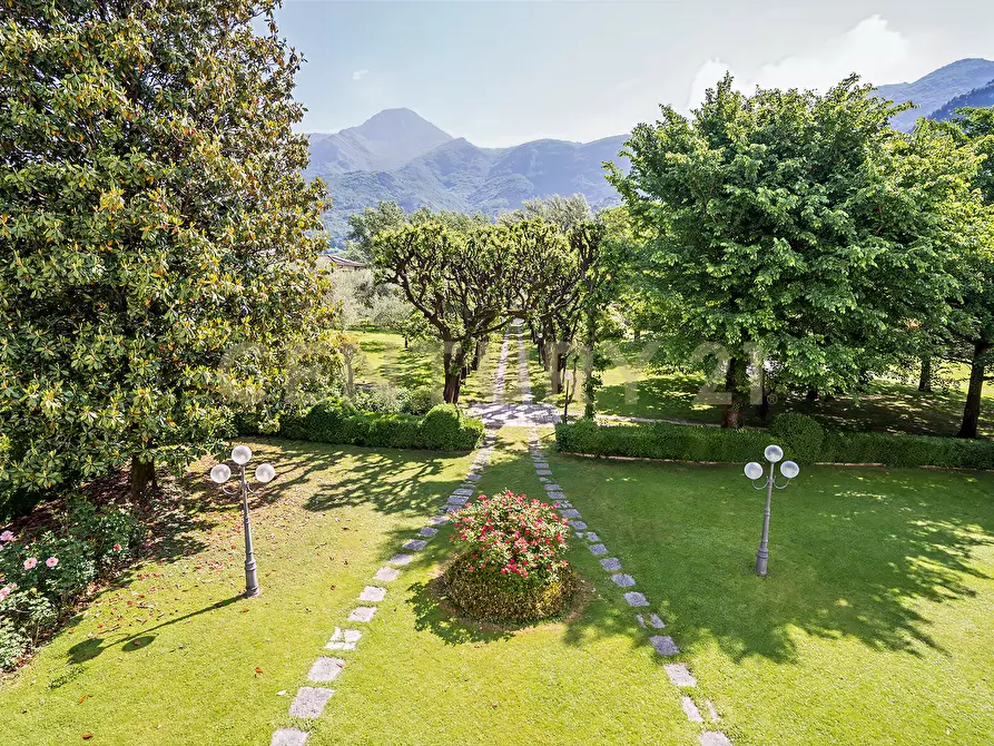 Immagine 8 di Villa in vendita  in Via Adige 25 a Brentino Belluno
