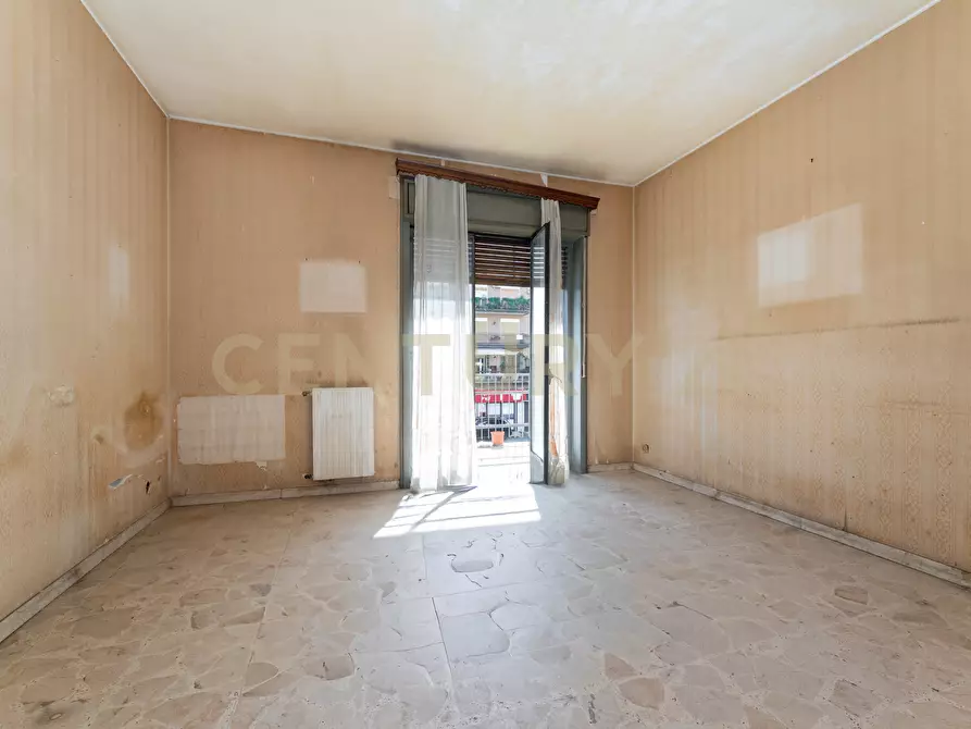 Immagine 36 di Pentalocale in vendita  in Via Fiume 12 a Catania