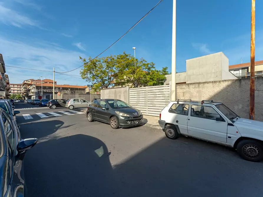 Immagine 41 di Locale commerciale in vendita  in Via Alfred Nobel snc a Misterbianco