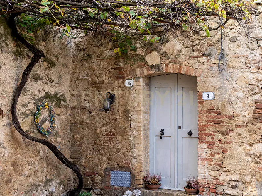 Immagine 72 di Trilocale in vendita  in Via delle Fornaci a Murlo