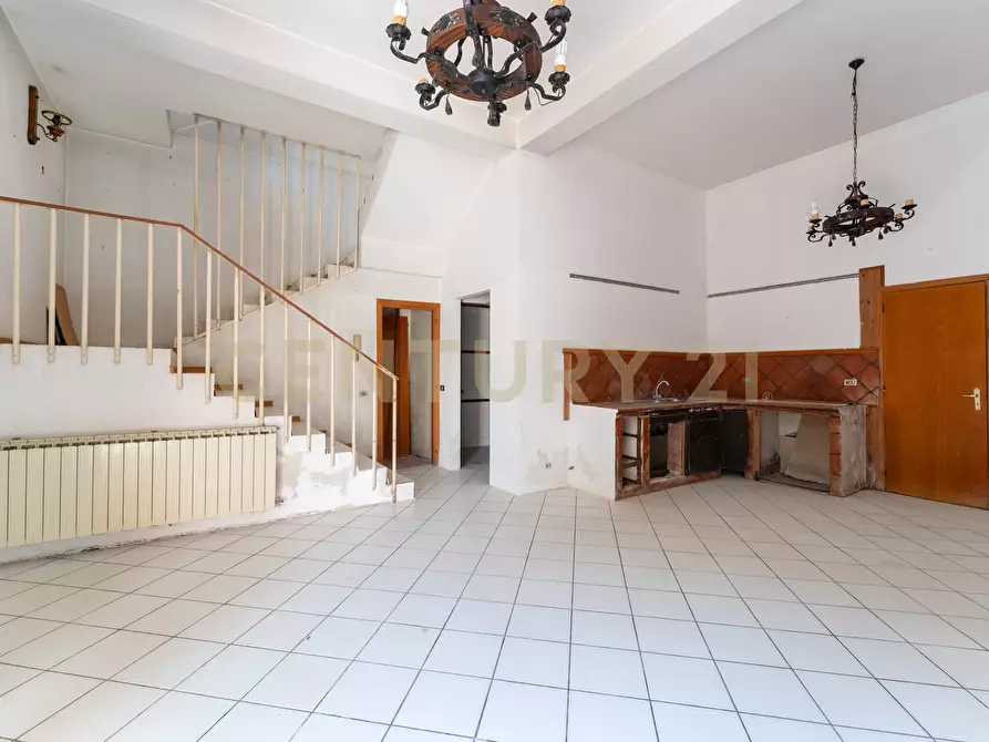 Immagine 35 di Villa in vendita  in Via dei Ciclopi 71 a Aci Catena
