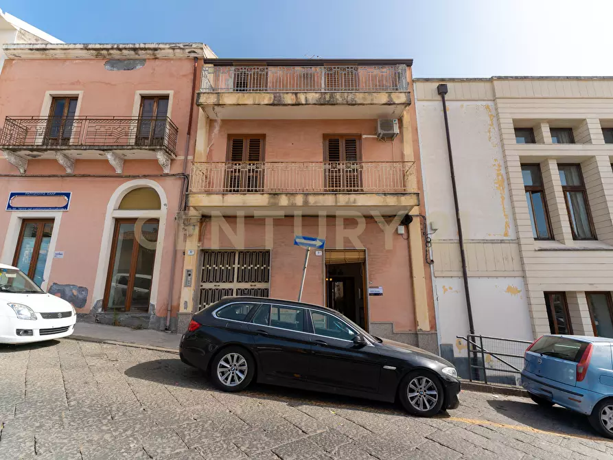 Immagine 8 di Casa indipendente in vendita  in Via Monte Grappa 8 a Zafferana Etnea