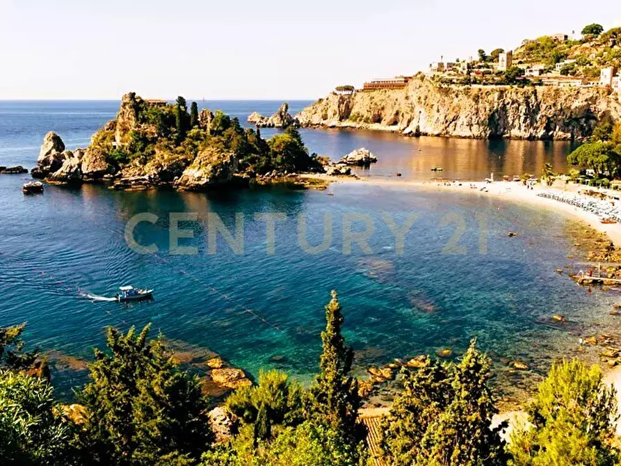 Immagine 27 di Appartamento in vendita  in Contrada Pietrenere 17 a Giardini-Naxos