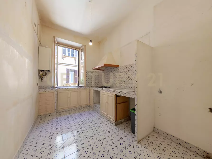 Immagine 26 di Quadrilocale in vendita  in Via Plinio 22 a Roma