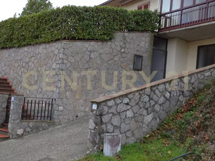 Immagine 39 di Villa in vendita  in Via Dante Alighieri a Semproniano