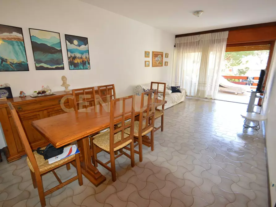 Immagine 18 di Quadrilocale in vendita  a Castiglione Della Pescaia