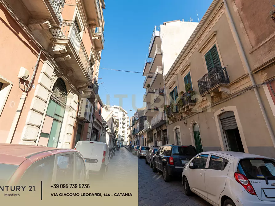 Immagine 43 di Attico in vendita  in Via Gargano 31 a Catania