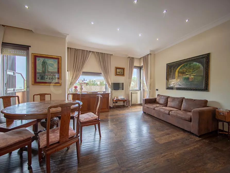 Immagine 4 di Trilocale in vendita  in Via Aurelia 301 a Roma