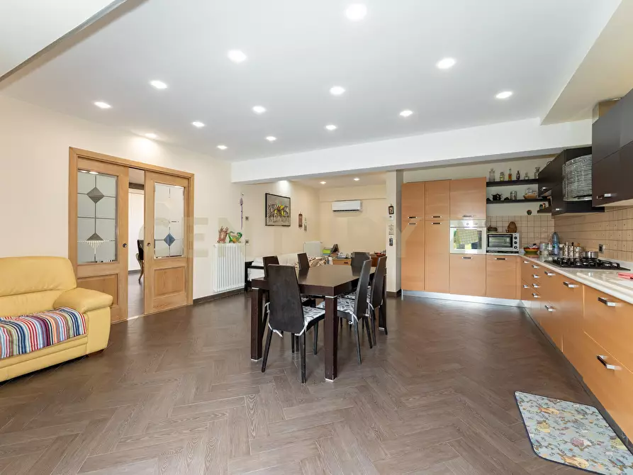 Immagine 16 di Villa in vendita  in Via G. Pezzana 11 a Aci Castello