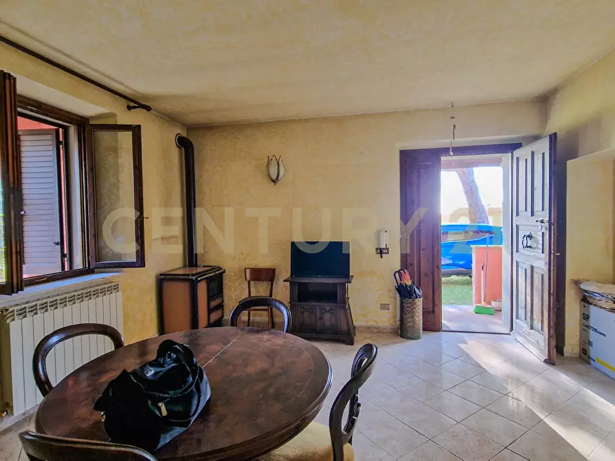 Immagine 5 di Villa in vendita  in Pian dei bichi a Roccastrada