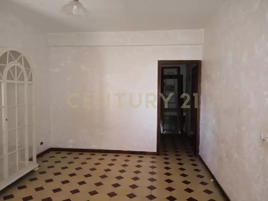 Immagine 14 di Bilocale in vendita  in Via Spirito Santo 51 a Aci Sant'antonio