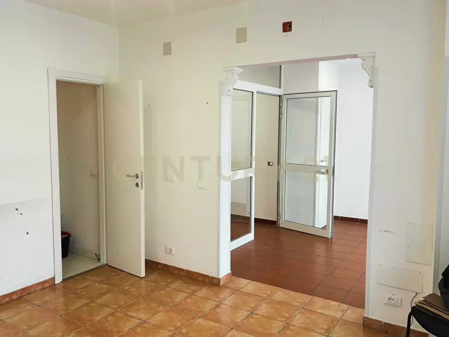 Immagine 8 di Attività commerciale in affitto  in Via Venti Settembre 119-120 a Roma