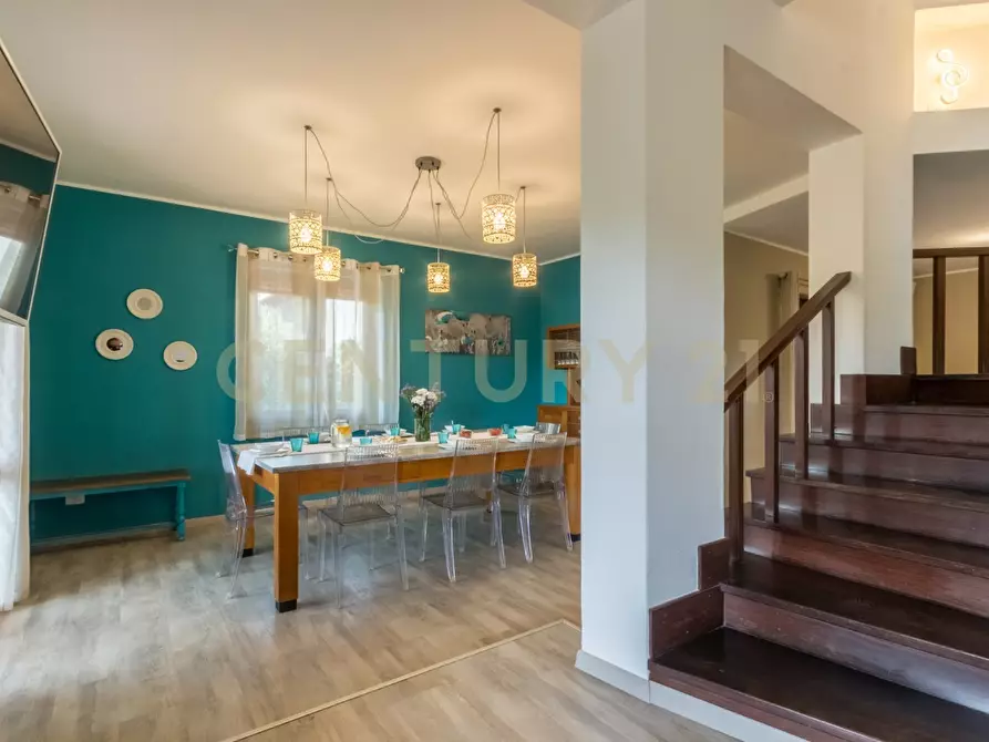 Immagine 36 di Villa in vendita  in Via dei Pioppi 57 a Quartu Sant'elena