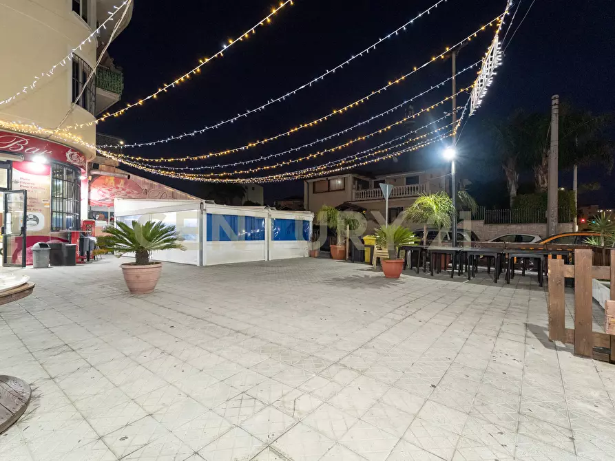Immagine 4 di Pizzeria / Pub in vendita  in Viale Mario Rapisardi 646 a Catania