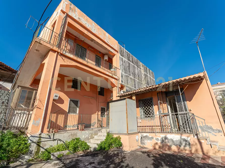 Immagine 10 di Casa indipendente in vendita  in Via Nazionale 155 a Aci Castello