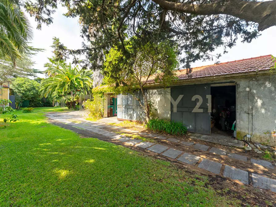 Immagine 14 di Villa in vendita  in Via Pulei 25 a Mascalucia