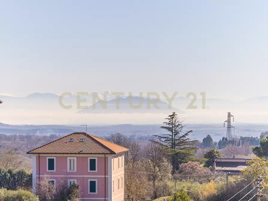 Immagine 8 di Quadrilocale in vendita  in Via Sardegna a Ronciglione