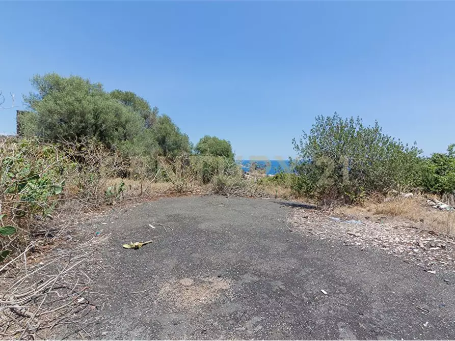 Immagine 5 di Terreno industriale in vendita  in Via XXI Aprile a Aci Castello