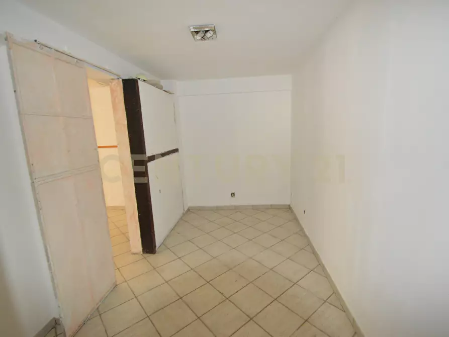 Immagine 19 di Ufficio in vendita  in VIA ADAMELLO 70B a Grosseto