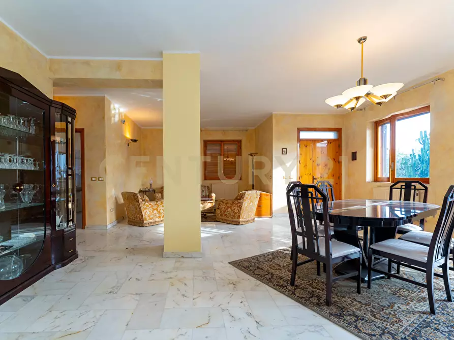 Immagine 31 di Casa bifamiliare in vendita  in Via Sebastiano Grasso 14 a Aci Catena