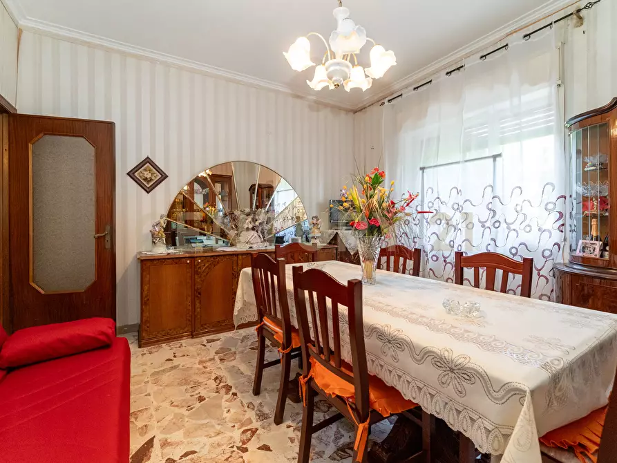 Immagine 15 di Villa in vendita  in Via Macello 47 a Catania