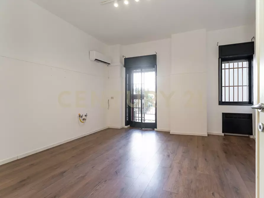Immagine 32 di Pentalocale in affitto  in Piazza Europa 13 a Catania