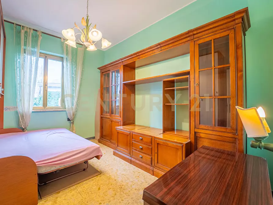 Immagine 12 di Pentalocale in vendita  in Via Due Giugno 66 a Fonte Nuova