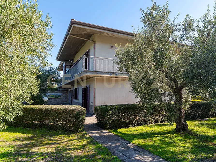 Immagine 12 di Villa in vendita  in Strada Comunale Calderara 5 a Randazzo