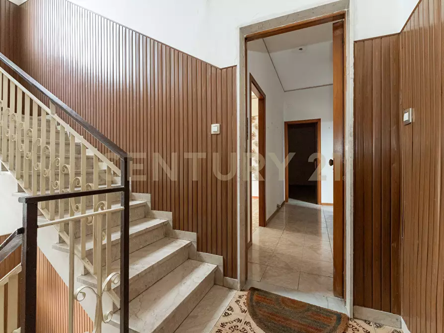 Immagine 49 di Pentalocale in vendita  in Via Edmondo de Amicis 62 a Catania